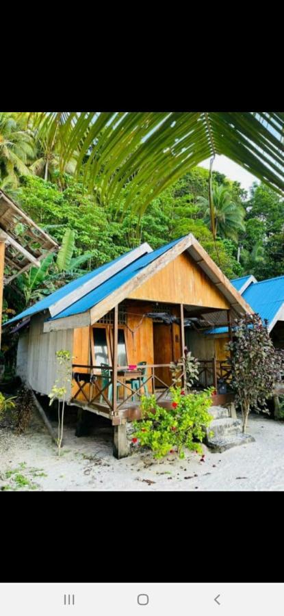 Pondok Lestari Kadidiri Batudaka Bagian luar foto